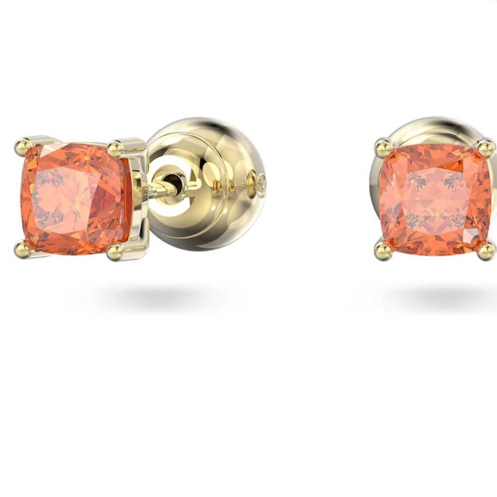 swarovski stud earrings